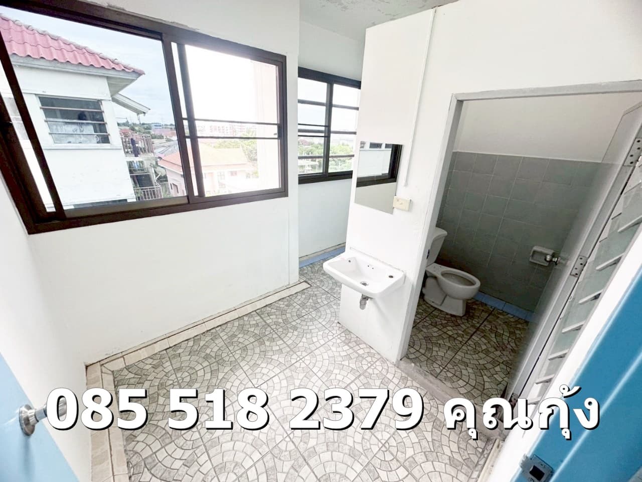 ขายเอื้อราชพฤกษ์ ห้องมุม ตึก 11 ชั้น 5